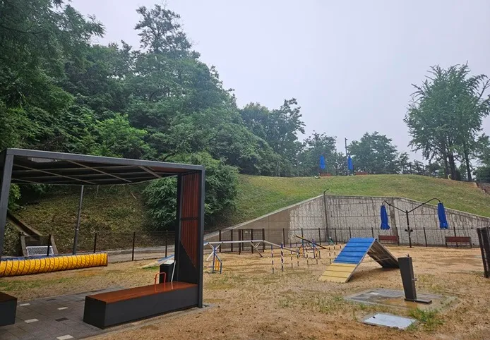 공릉천 반려동물 놀이터 ‘자유롭게 뛰어놀개’ 임시 휴장