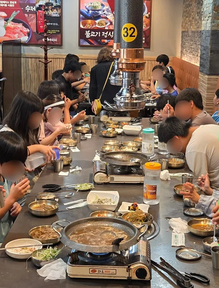 금촌1동 발전협, 지역아동센터 아동에 점심 후원 및 학용품 전달