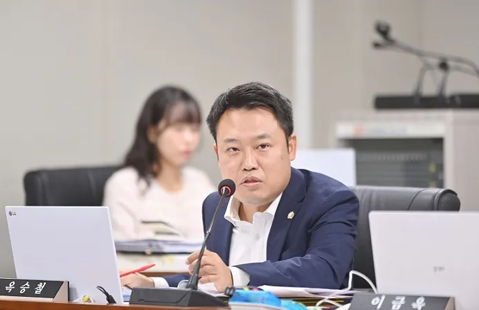 옥승철 시의원, 전국 최초 ‘민간 가족배려주차장 설치비 지원’ 근거 조례화